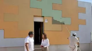 Realizan trabajos de revestimiento en la guardería de La Hoya