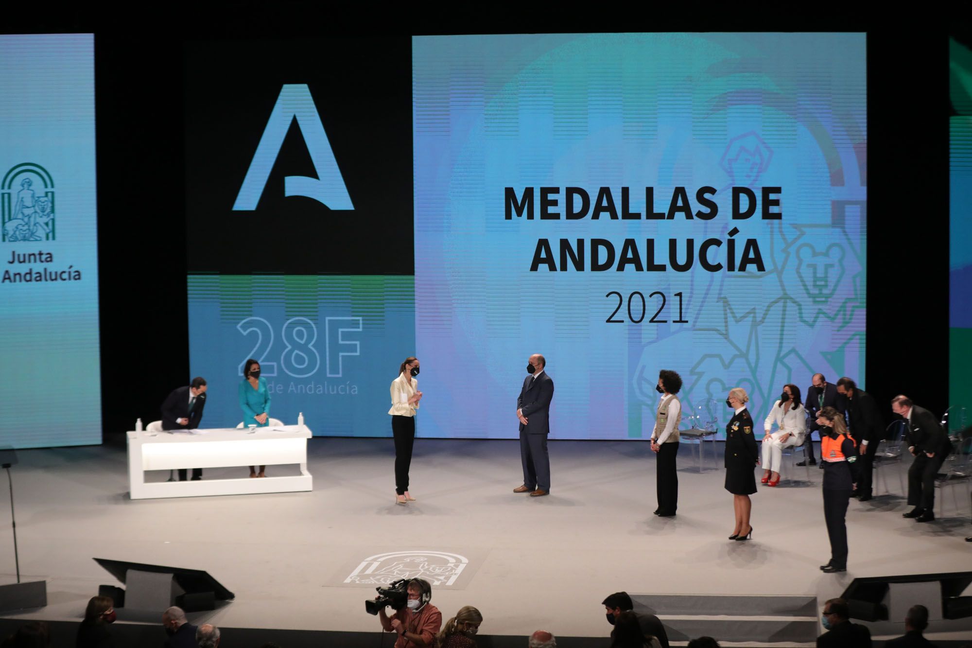 Las imágenes del acto institucional por el Día de Andalucía en el Parlamento andaluz