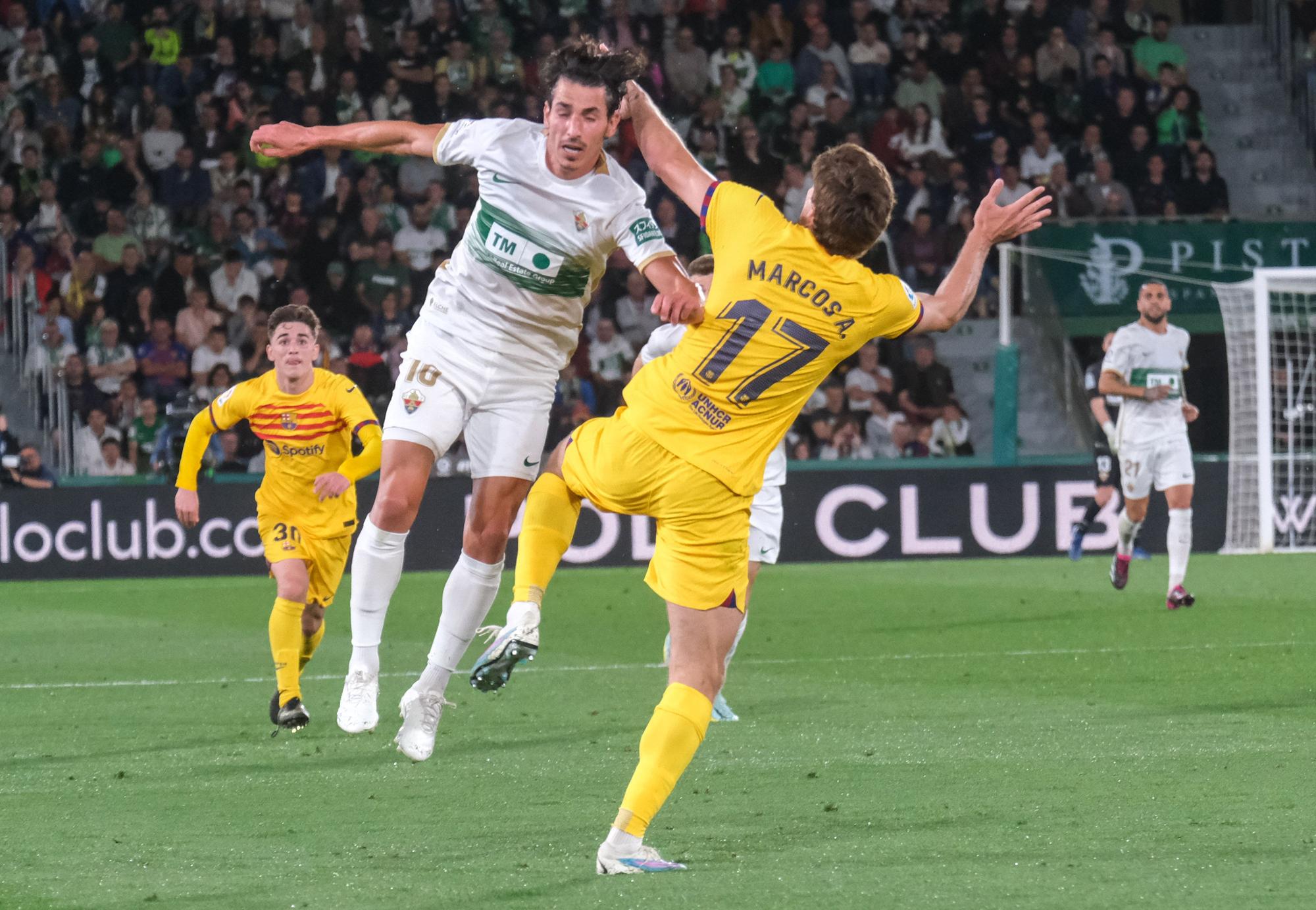 Así se ha vivido el Elche - Barça en el Martínez Valero