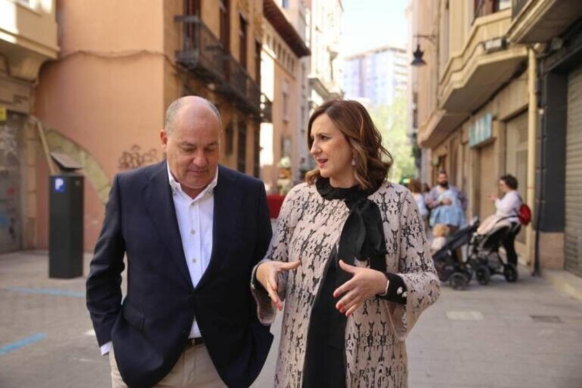 19/11/2023 El concejal de Grandes Proyectos del Ayuntamiento de València, José Marí Olano, y la alcaldesa de València, María José Catalá, en imagen de archivo POLITICA COMUNIDAD VALENCIANA ESPAÑA EUROPA VALENCIA ECONOMIA PP