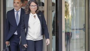 La exvicepresidenta del Gobierno valenciano y exconsellera de Igualdad y Políticas Inclusivas, Mónica Oltra, a su salida de la Ciudad de la Justicia de Valencia.