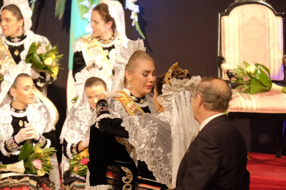 Sax corona a su nueva Reina de Fiestas