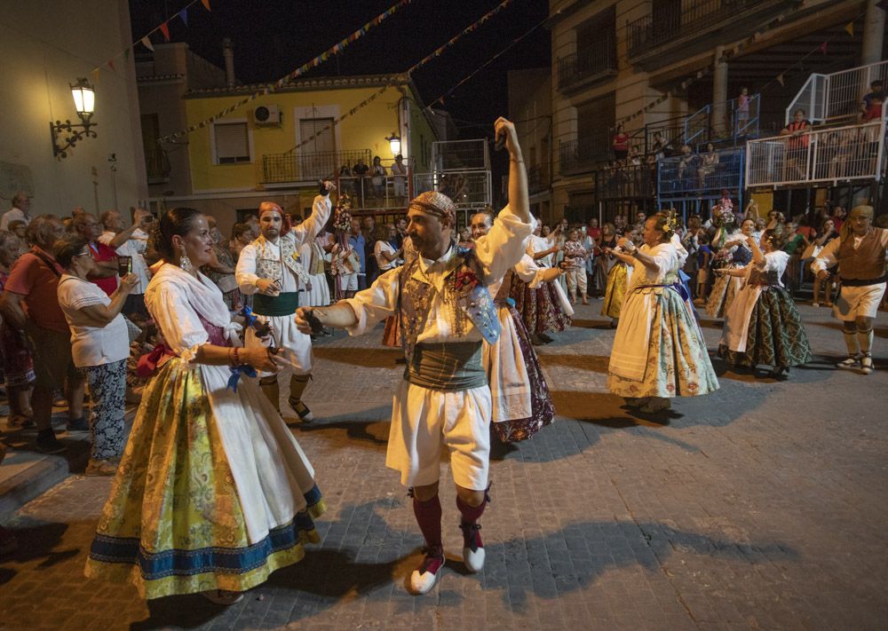 Dansà en las fiestas patronales de Canet d'En Berenguer.