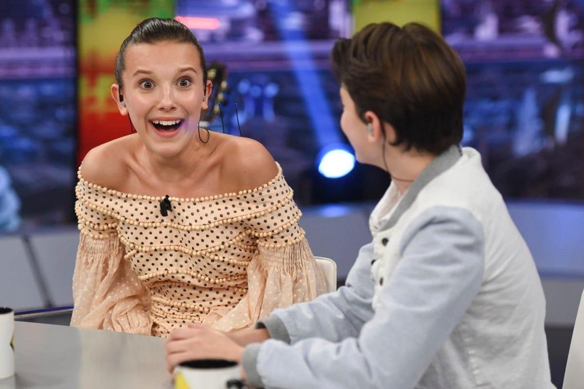 Millie Bobby Brown y Noah Schnapp en El Hormiguero