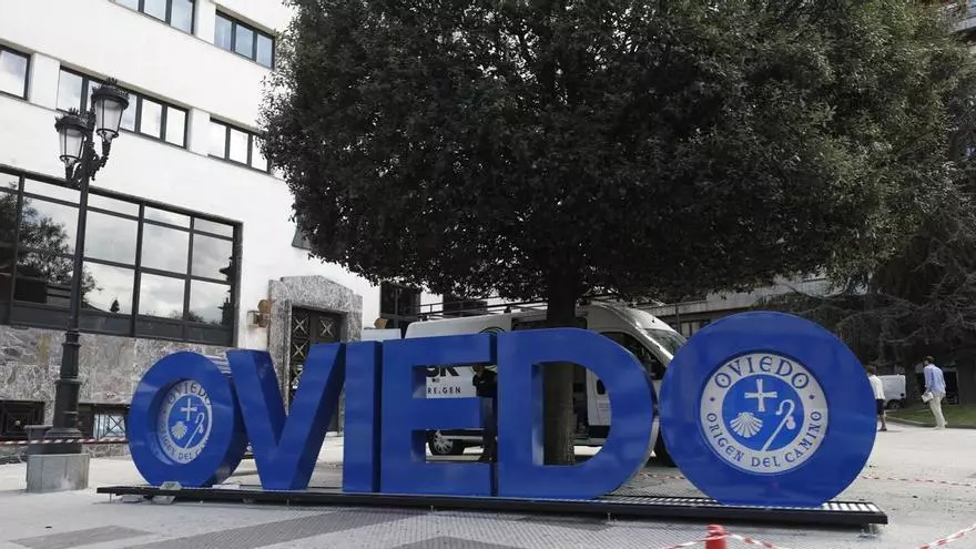 VÍDEO: La Nueva España Oviedo quedó quinta en la carrera por la Agencia de Salud por las carencias del Calatrava: la falta de espacio, el principal inconveniente