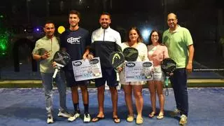 Las parejas Ethan González-Carlos Eugenio y Ainhoa Gómez-María Navarro, vencedores del Torneo Bida