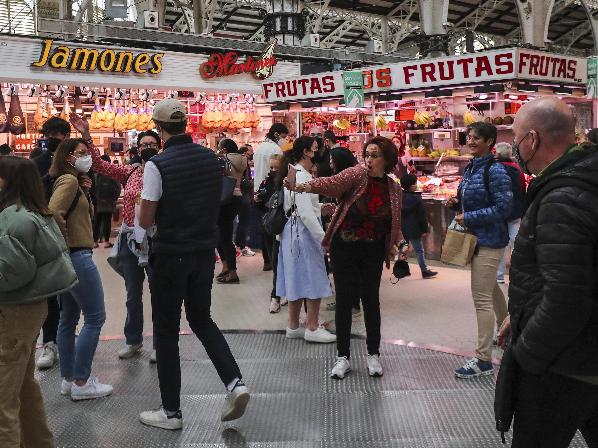 Los turistas llegan a València en Semana Santa