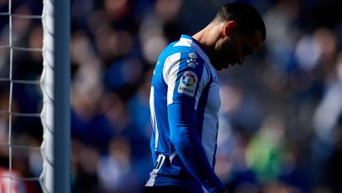 De Tomás, cabizbajo en un encuentro del Espanyol. 