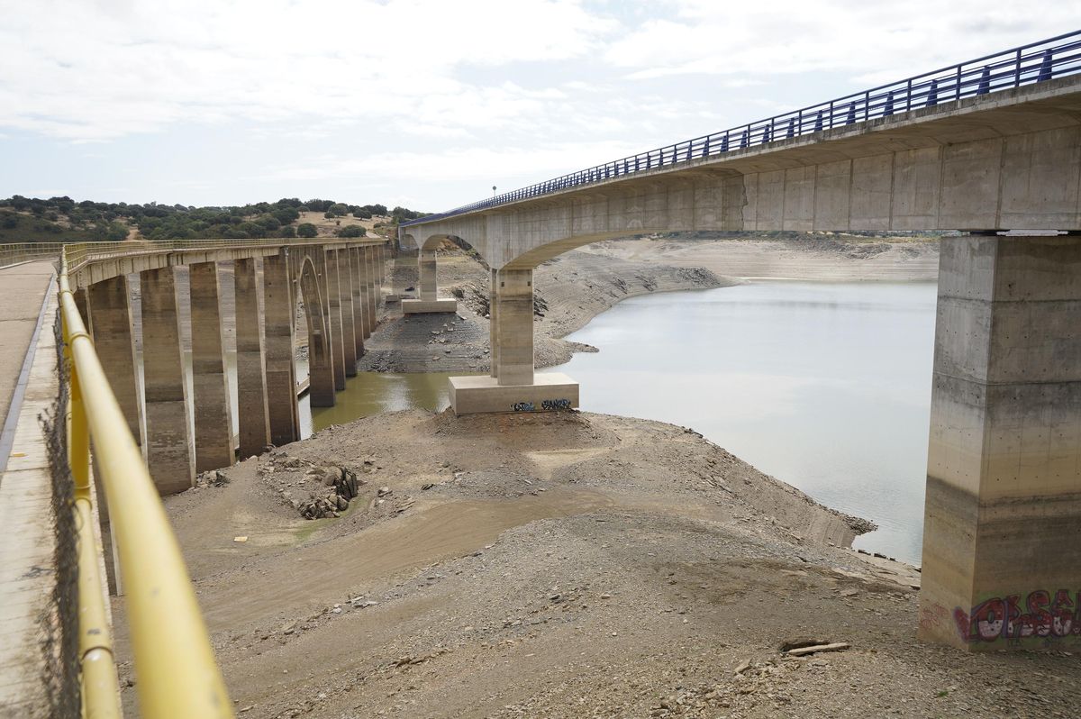 El embalse de Ricobayo bajo mínimos
