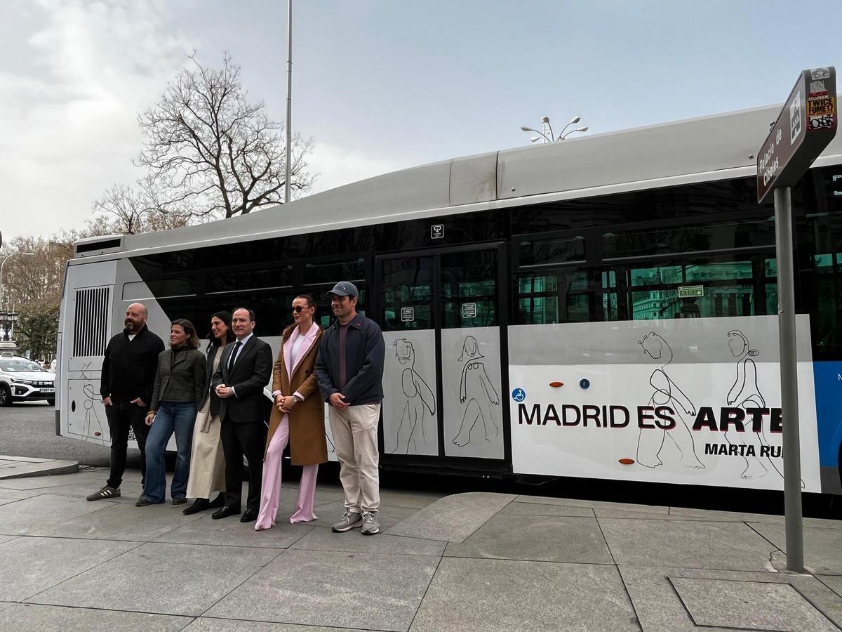 Uno de los autobuses de la EMT preparado para la acción #MadridEsArte.