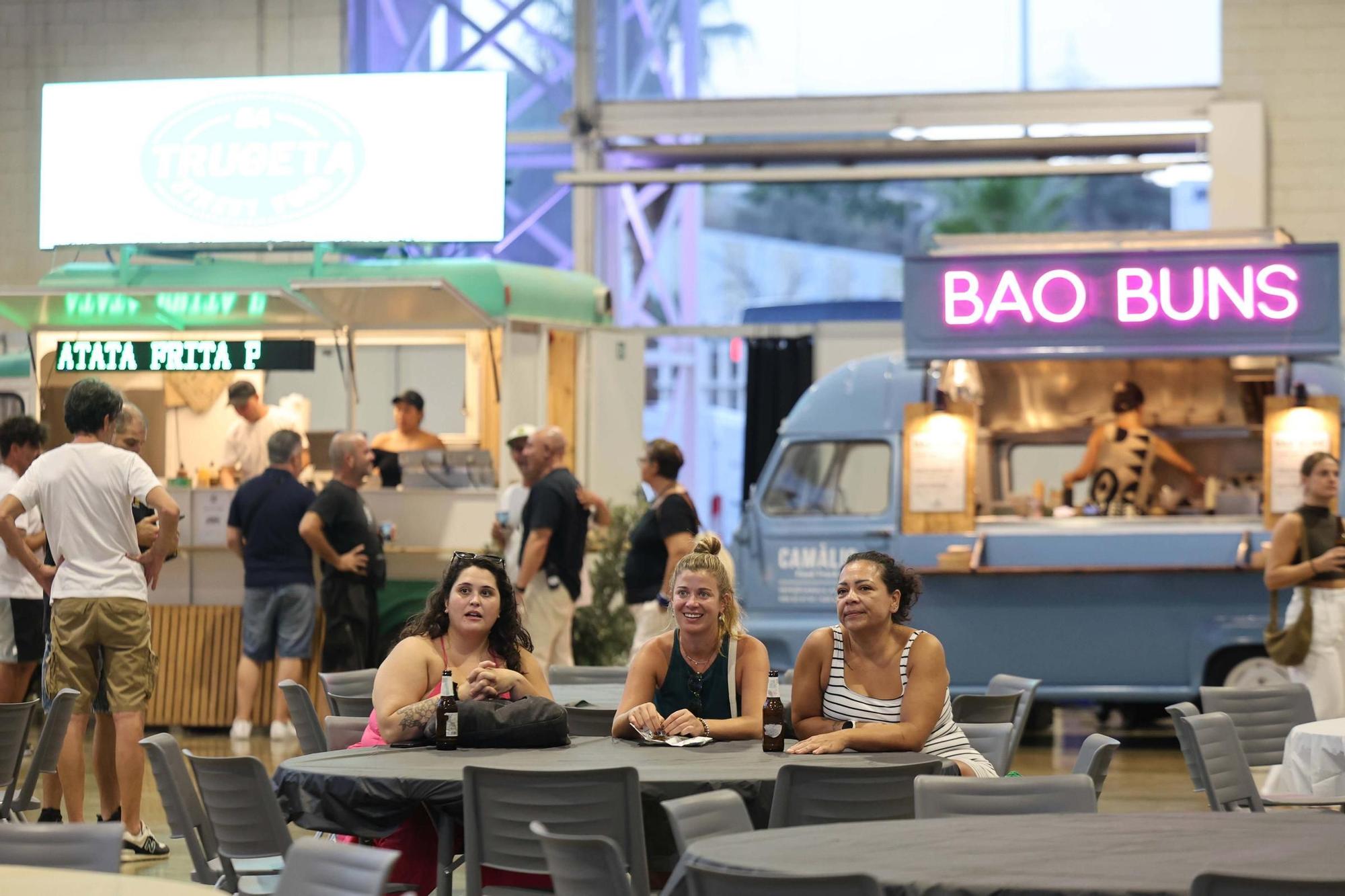 Mira todas las fotos de la Feria de la Cerveza en Ibiza