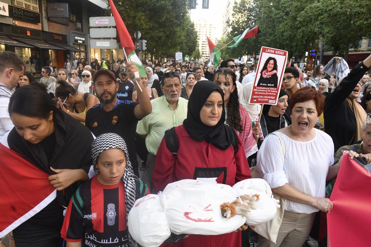 La manifestación de Murcia a favor de Gaza, en imágenes
