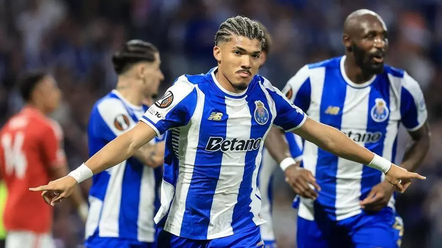 FC Porto - Nottingham Forest | El gol de William Gomes