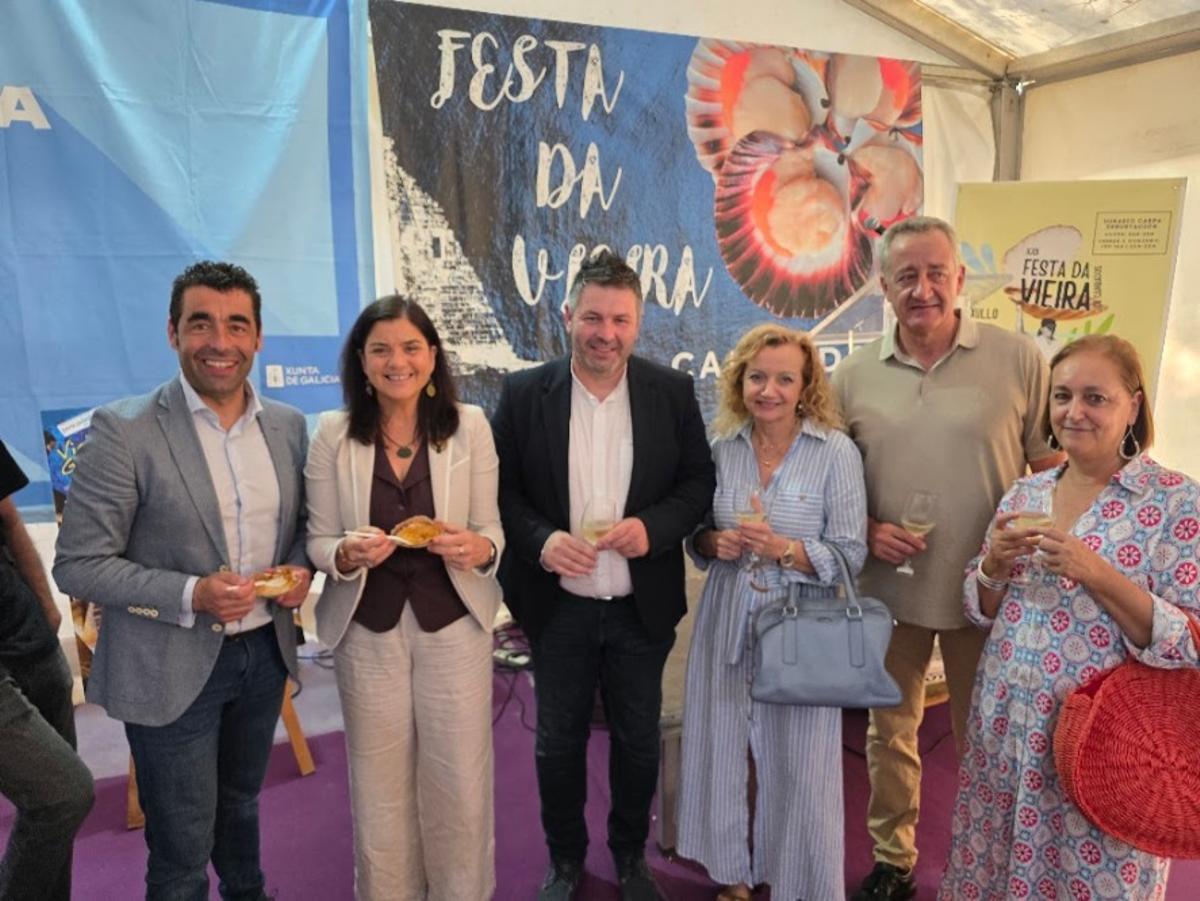Cambados abrió esta tarde su ya consolidada fiesta de exaltación de la vieira.