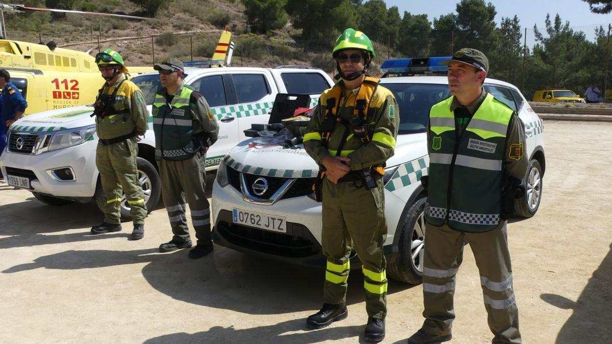 Dispositivo de agentes medioambientales dispuestos para la realización de labores de control y prevención de incendios.  | CARM