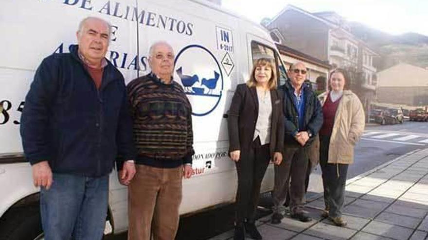 Teverga dona 600 kilos de alimentos y 2.977 euros