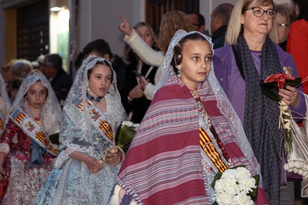 Picassent celebra la ofrenda y la misa de Flores a Nuestra Señora de Vallivana