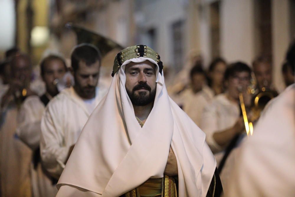 Procesión y embajada en Crevillent