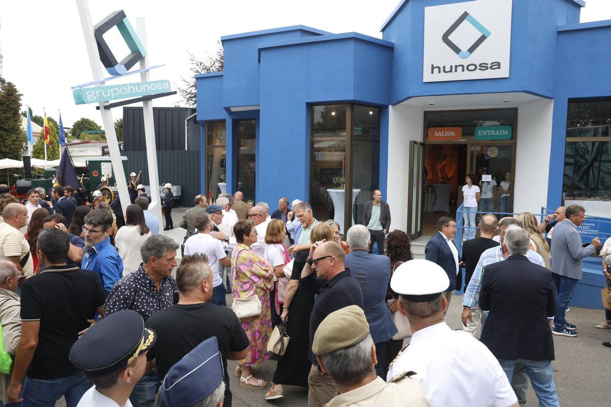 La celebración del día de Hunosa en Gijón, en imágenes