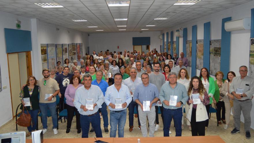 Presentación del libro 'Fuente Carreteros: La lucha de un pueblo por su dignidad'.