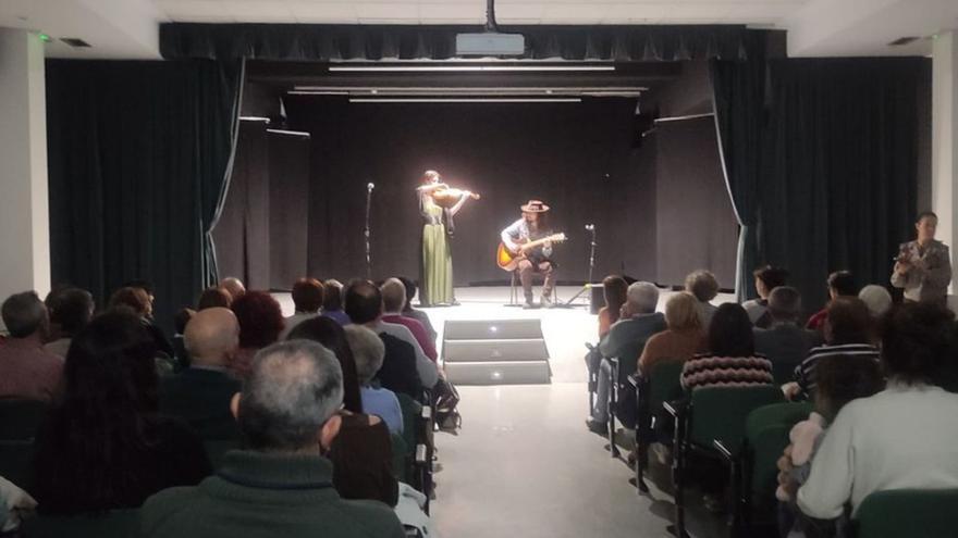 De los clásicos a la electrónica con "The Duellists" en Luanco | A. G.