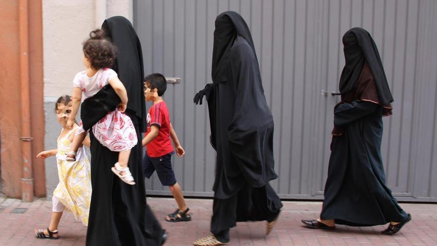 Aquest és l'ajuntament català que planteja prohibir l'ús del vel integral a l'espai públic