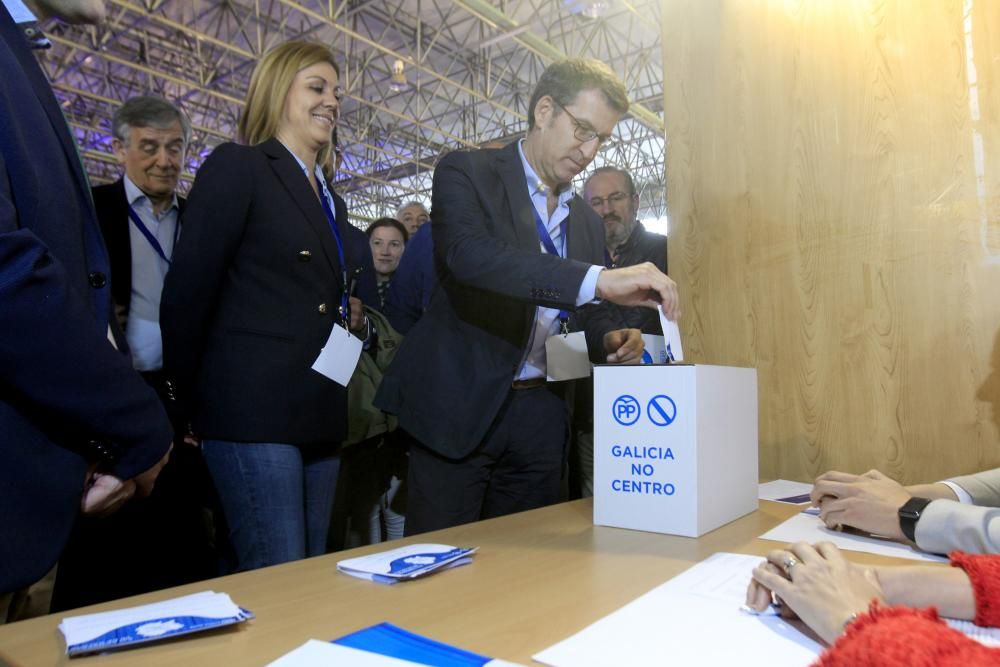 El PPdeG aclama a Feijóo en su congreso en Ourense