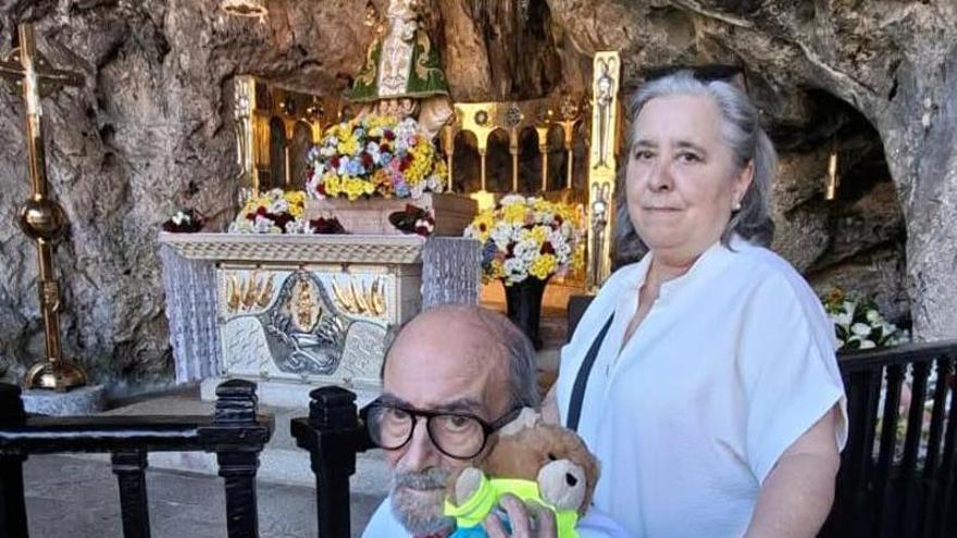 El emotivo viaje a Covadonga del fotógrafo Juanjo Arrojo, que lleva meses ingresado por un tumor: "Pasamos un día maravilloso"