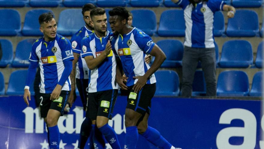 Moha Traoré, ante el Valencia Mestalla.