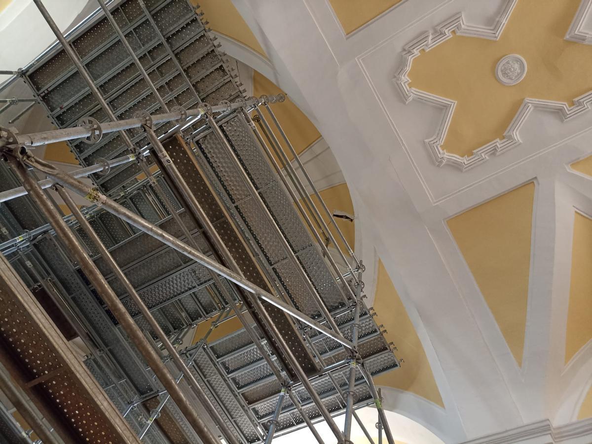Obras en la cúpula del santuario de Olleros de Tera.