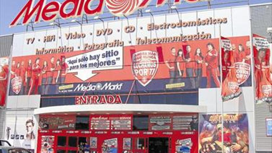 Onda habilita buses gratis para subir a El Salvador Media Markt Castellón  cumple su 8º aniversario - El Periódico Mediterráneo