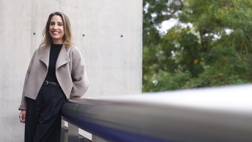 «Galicia es rica en tradiciones y en el silencio, que incita a los interrogantes»