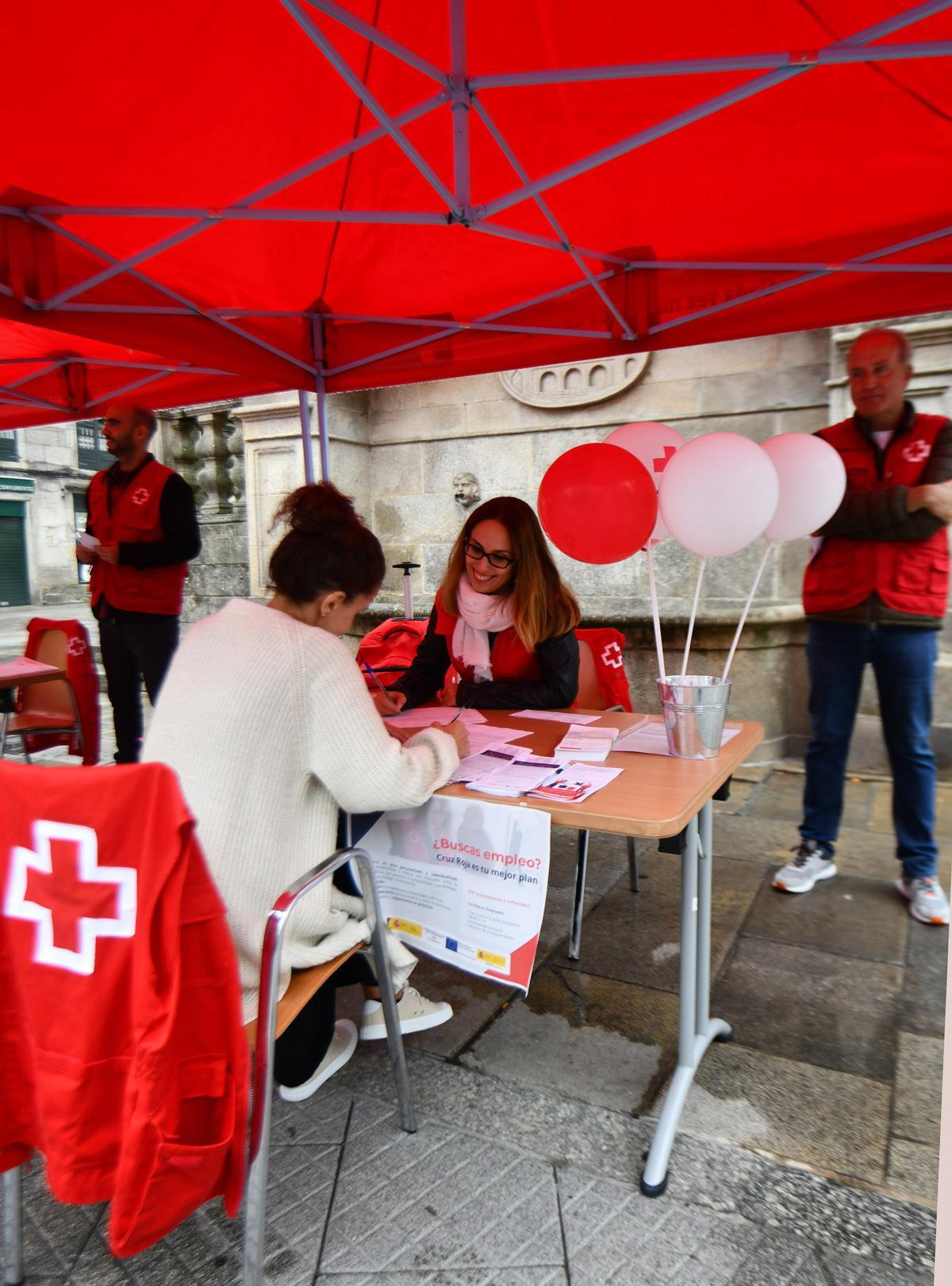 Campaña de Cruz Roja en la ciudad de Pontevedra