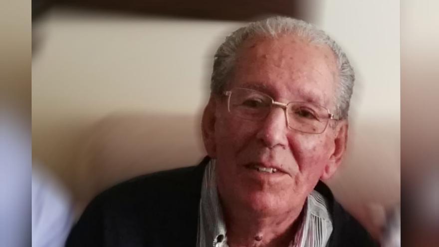 Telde dice adiós al ‘Sochantre’, el  comerciante que creó su negocio sobre una bici