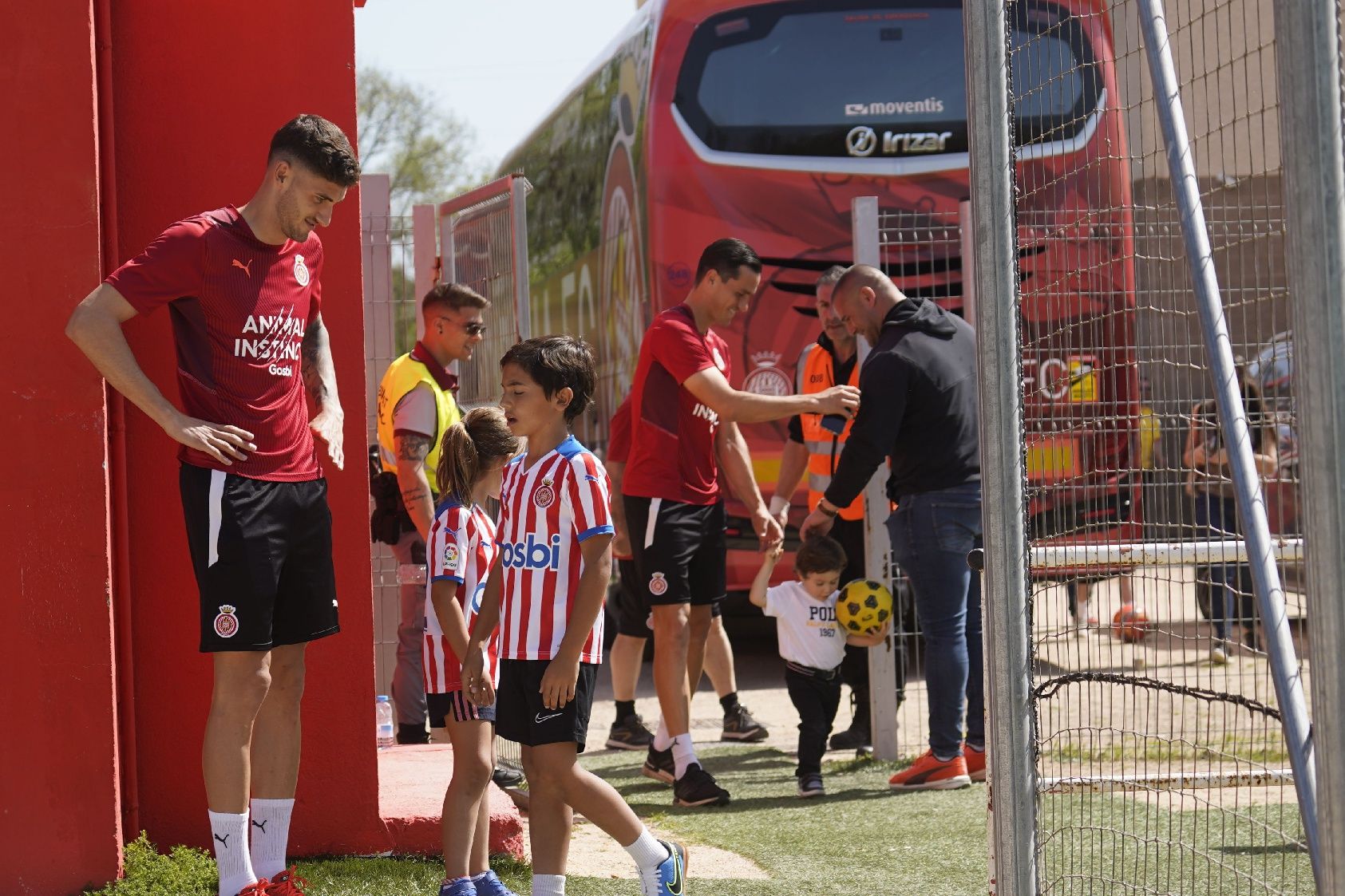 Comunió entre afició i equip a l'entrenament de portes obertes