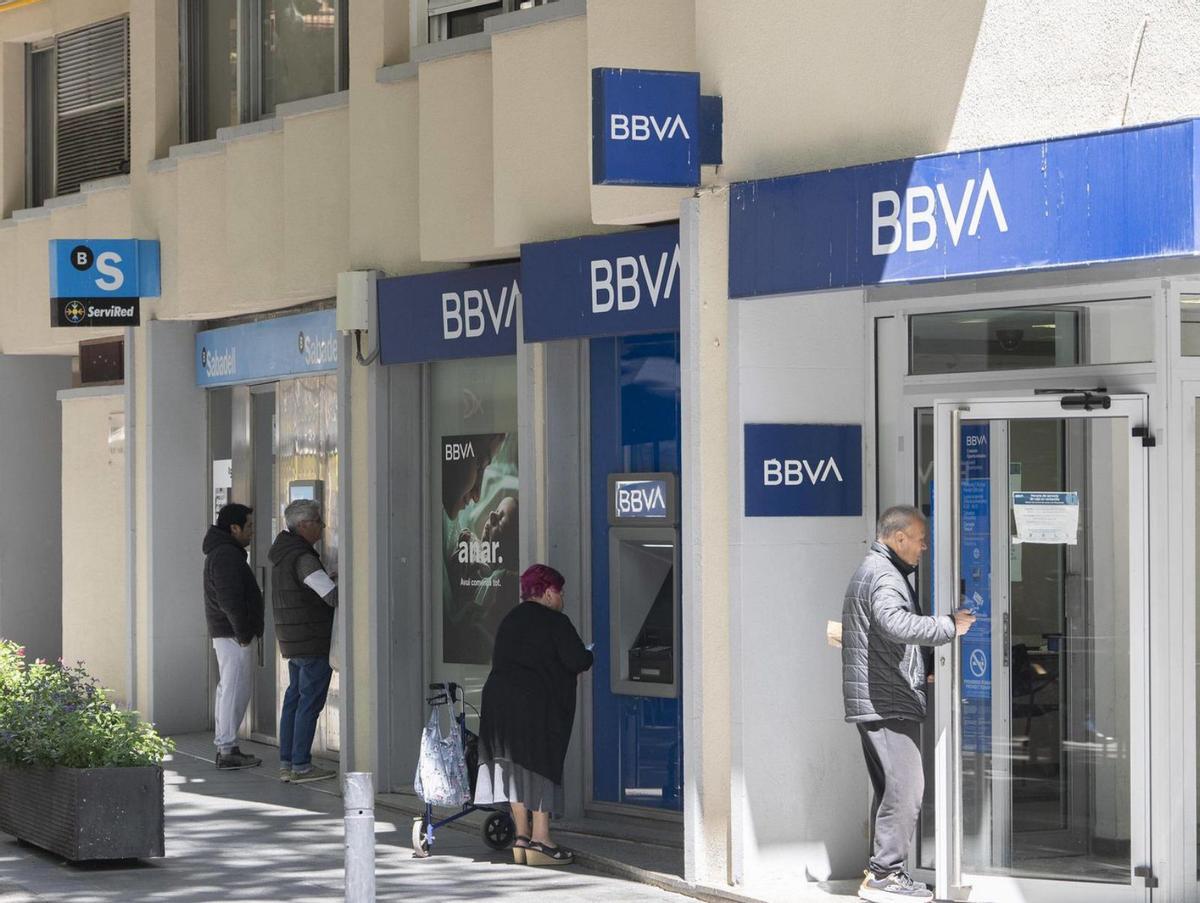 El Sabadell traça una estratègia amb cinc línies de defensa davant el BBVA