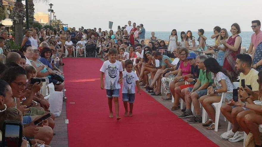 La moda infantil protagoniza la Fira d&#039;Estiu a la Mar de Almenara