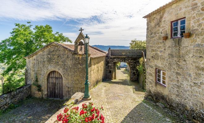 Monsanto, Portugal, La Casa del Dragón