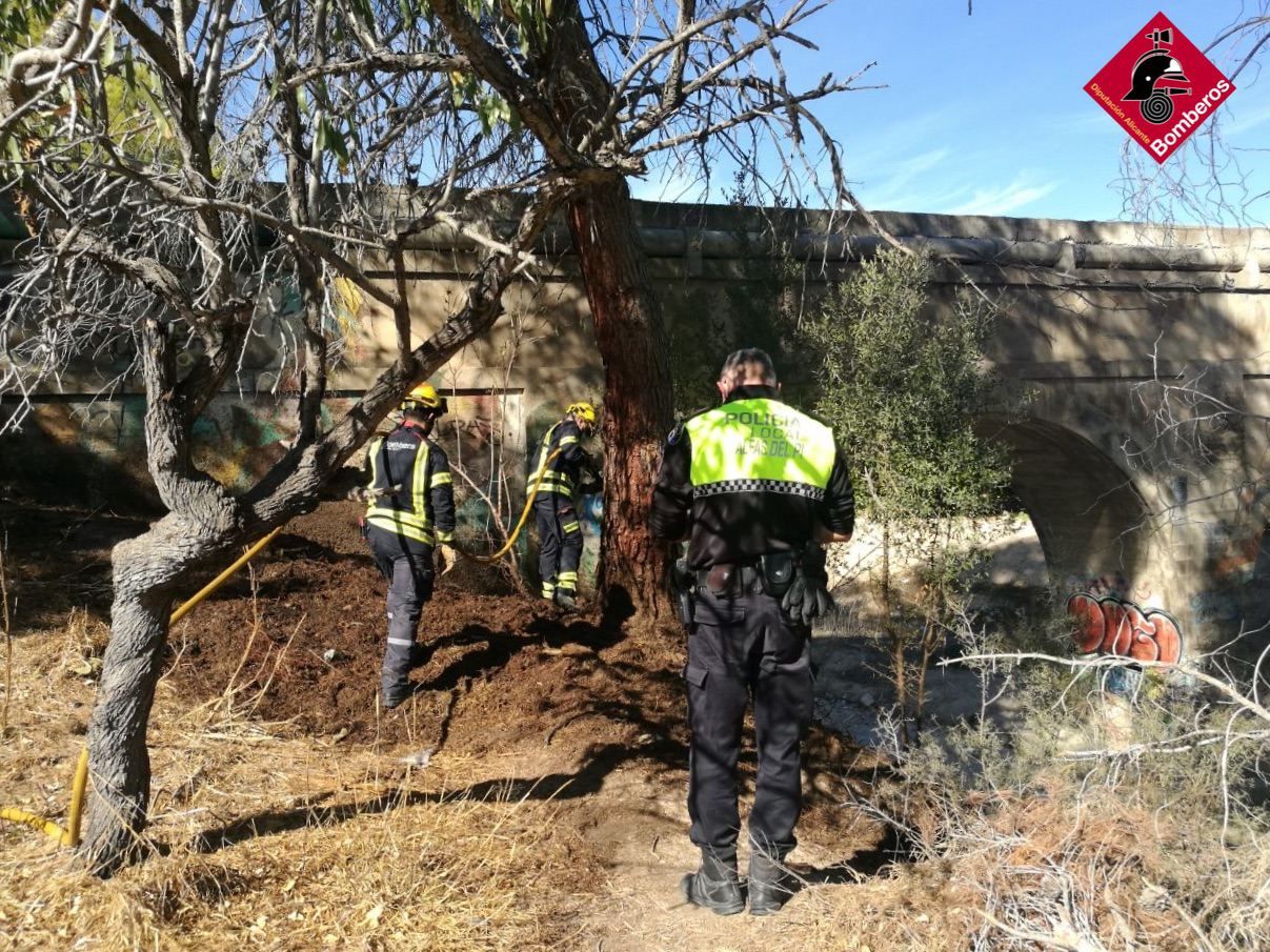 Una freidora eléctrica provoca un incendio en una cafetería de Benidorm