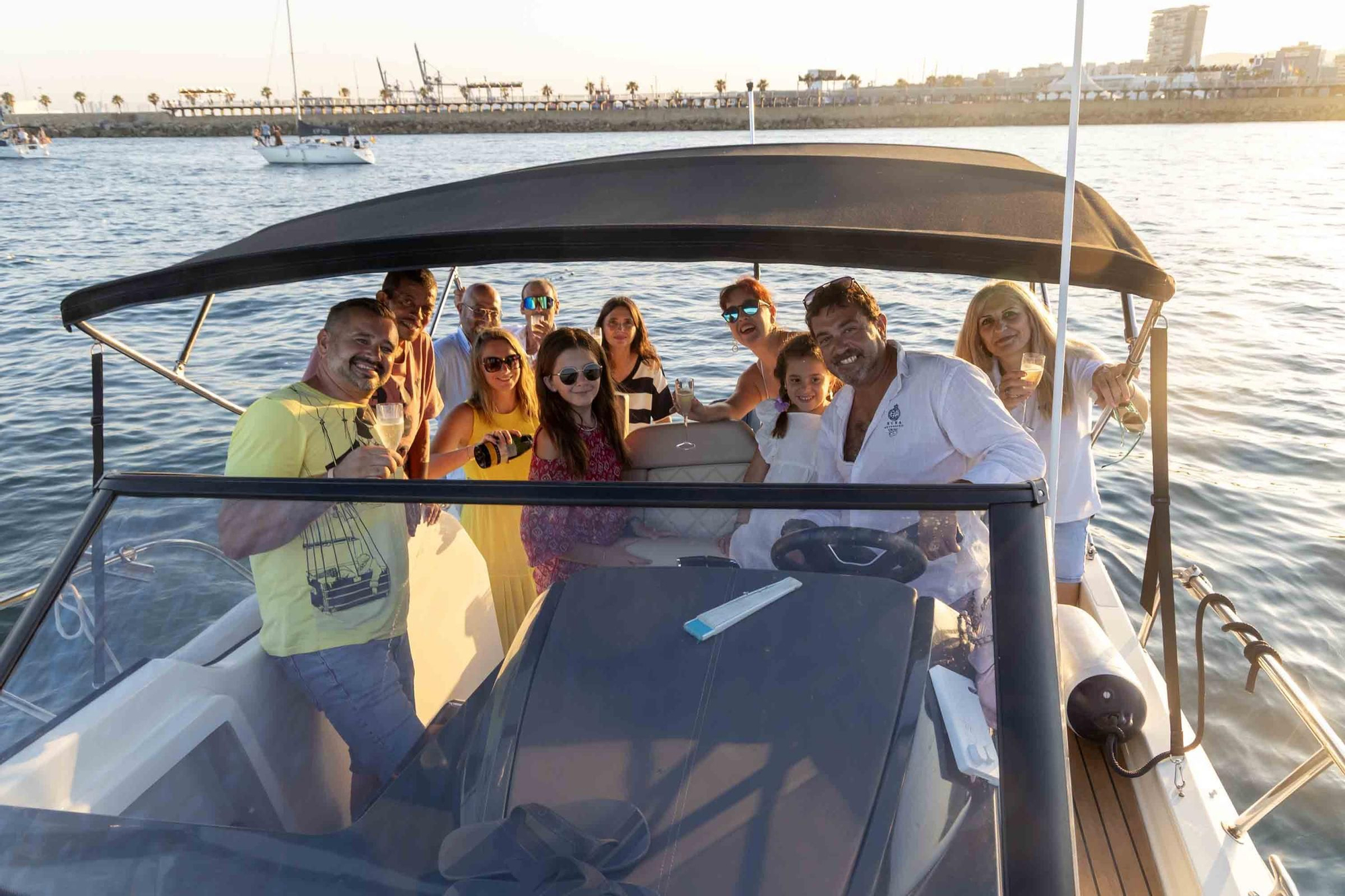 El Real Club de Regatas de Alicante rinde homenaje a la Virgen del Carmen, patrona de los marineros