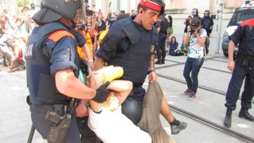 En libertad con cargos los 'indignados' de Barcelona