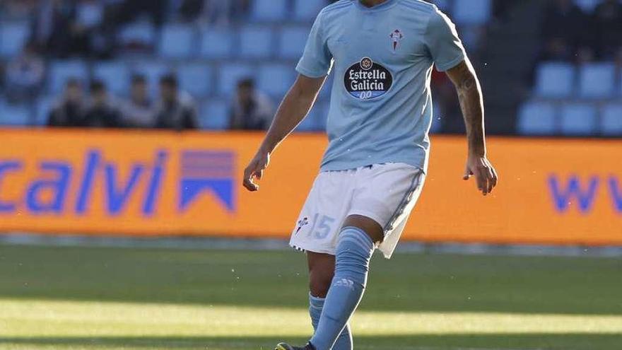 Lucas Olaza, el sábado, en el partido de su debut con el Celta. // Ricardo Grobas