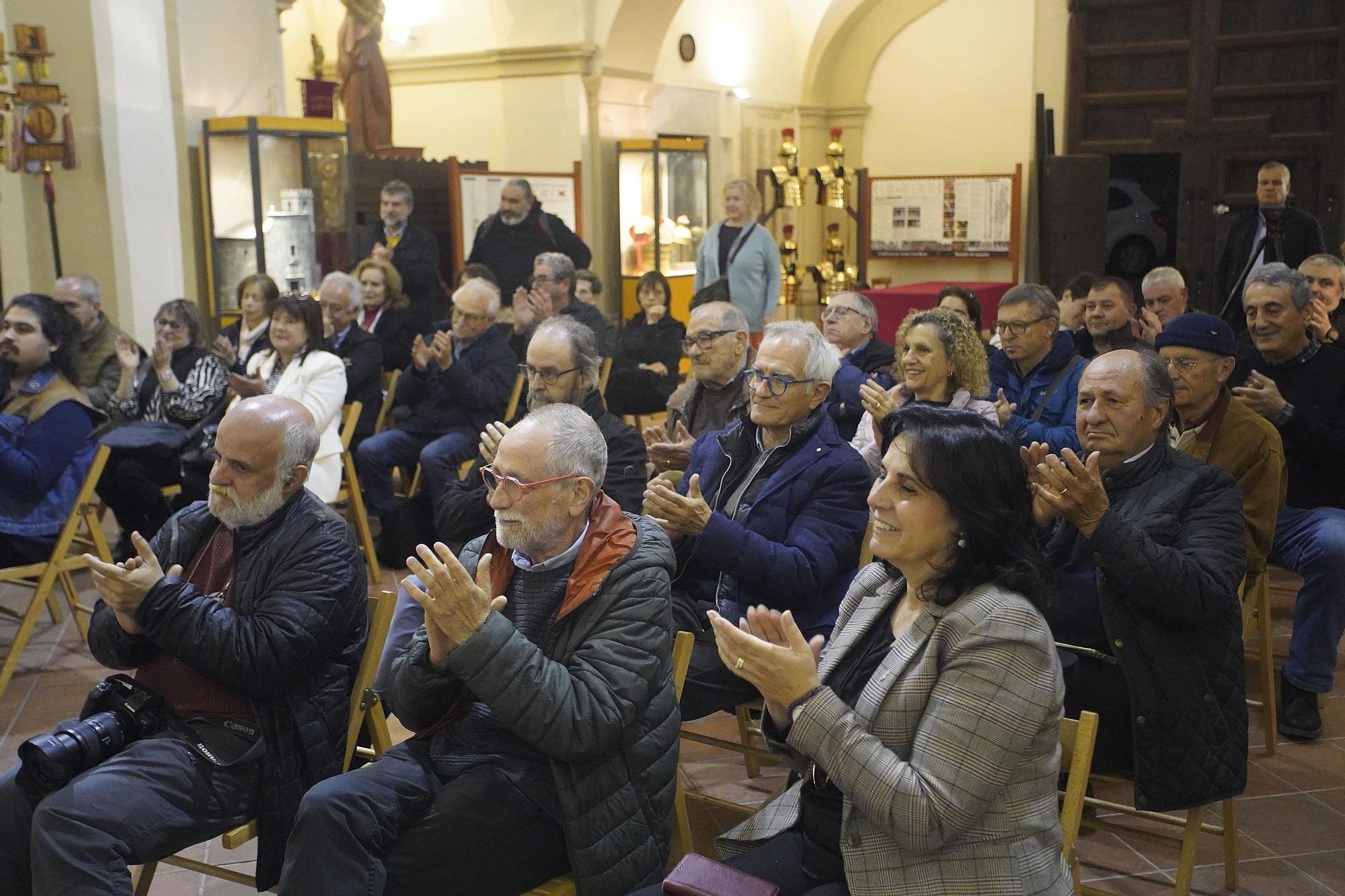 Els manaies de Girona reben noves escultures de Max Varés