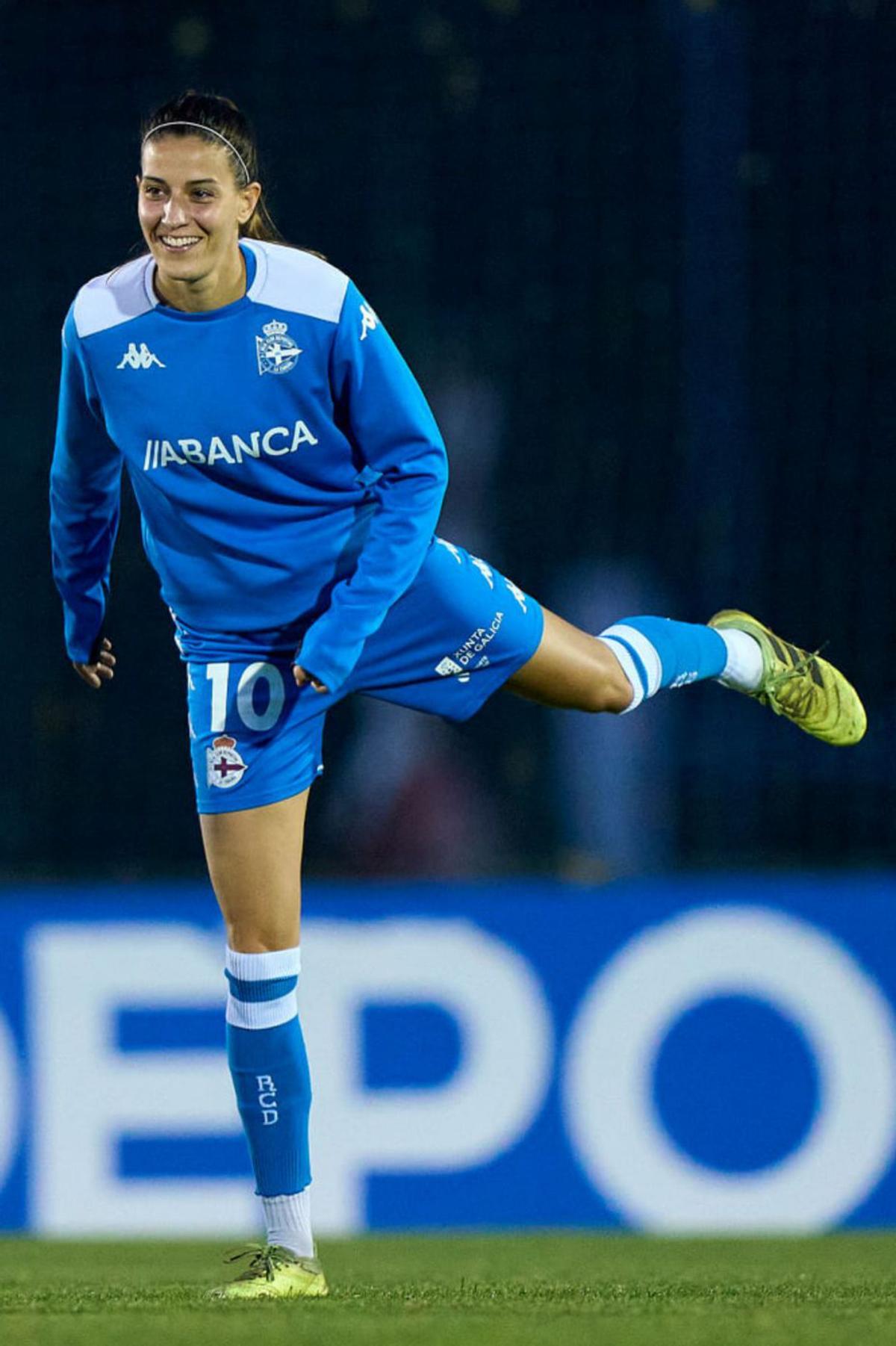 Laura Fernández, en la ciudad deportiva de Abegondo. | // RCD