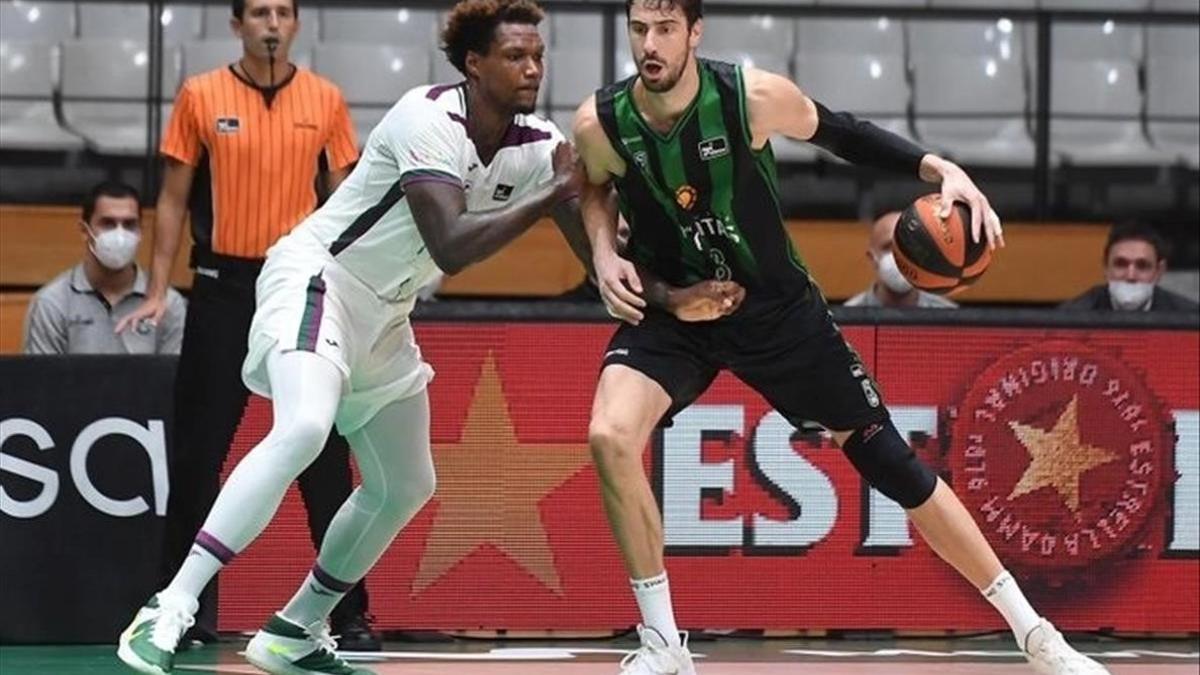 Ante Tomic, en una acción del Joventut-Unicaja de este pasado lunes, en la primera jornada de la ACB