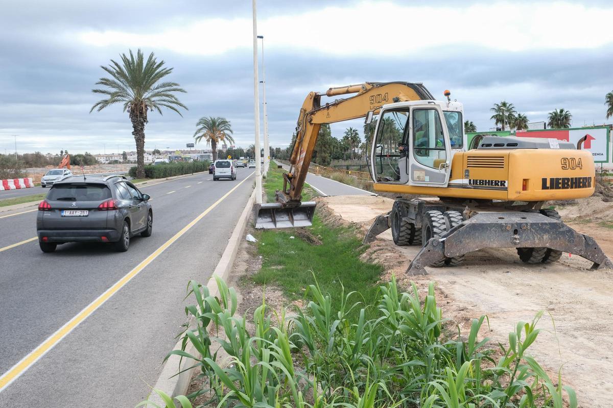 Comienzan las obras del acceso a las 7.400 futuras viviendas de La Hoya: la rotonda que hace la número 14 de la CV-905
