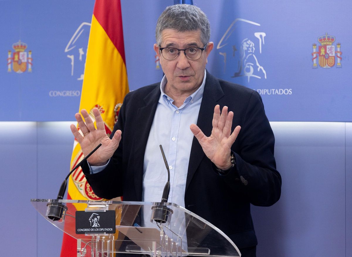 Els socialistes forcen el PP a mullar-se sobre la Fundació Franco Els socialistes forcen el PP a mullar-se sobre la Fundació Franco