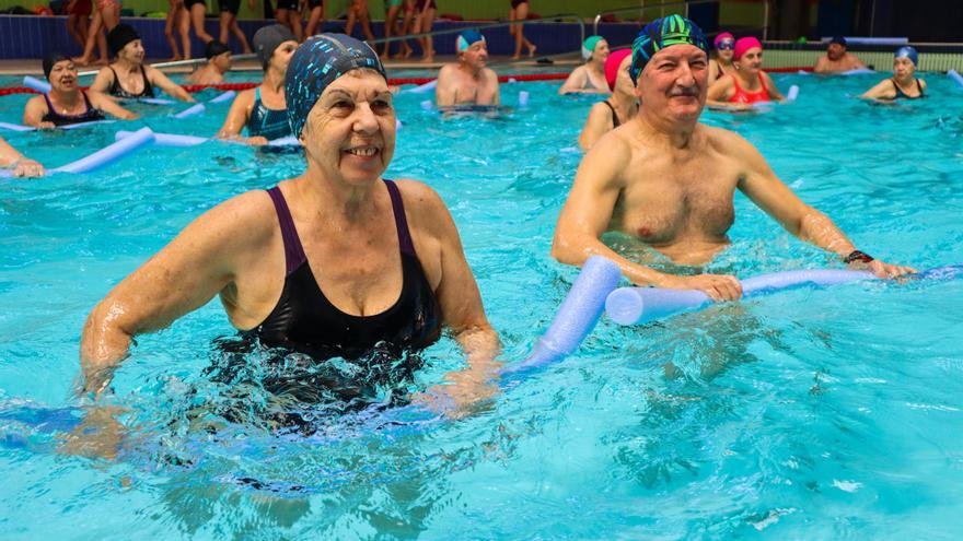 EL PERÚ WELLNESS: Sergio inició a Andrea en las actividades acuáticas hace 60 años y ahora hacen AQUA FITNESS