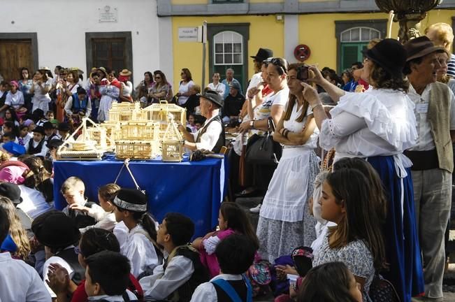 FIESTA DIA DE CANARIAS ORGANIZADO PORLA ORDEN ...