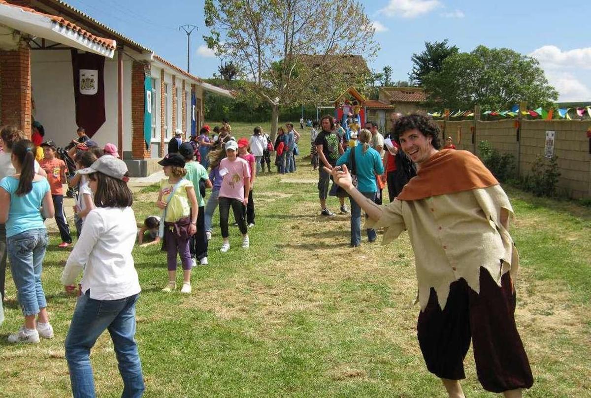 Quiruelas Desafecta El Edificio De Las Escuelas De Colinas quiruelas-desafecta-el-edificio-de-las-escuelas-de-colinas